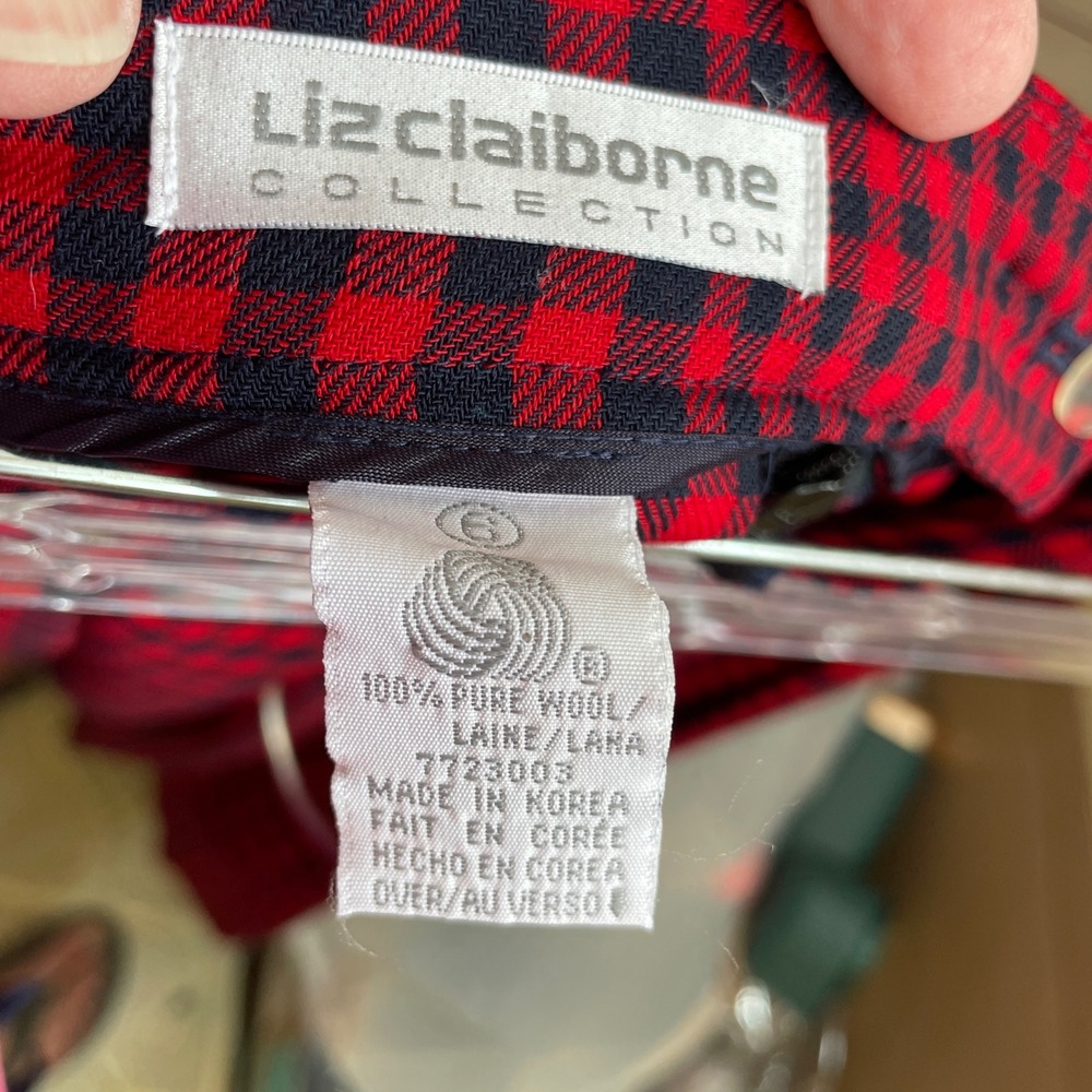 VINTAGE LIZ CLAIBORNE 100% PURE WOOL MIDI SKIRT IN RED AND NAVY BLUE PLAID - Picture 5 of 5